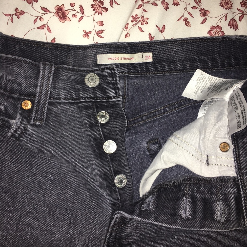 Levi wedgie straight jeans